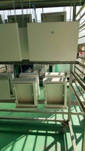粉体塗装　屋外用分電盤　ビリューシアアルティ