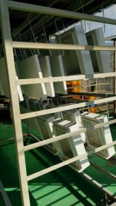 粉体塗装　屋外用分電盤　ビリューシアアルティ仕上げ