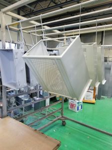 焼付塗装　溶剤仕上げ　順番待ち